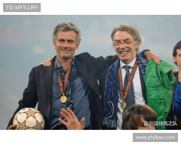 愤怒费尔南德斯模仿穆里尼奥应对红牌事件 愤怒费尔南德斯模仿穆里尼奥应对红牌事件